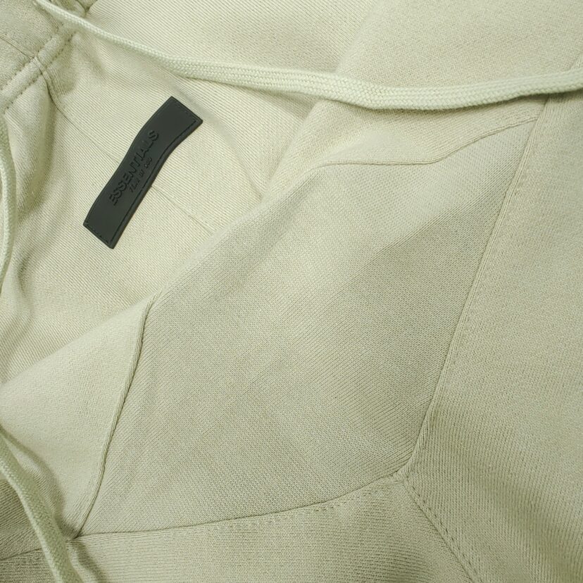 Fear of God ESSENTIALS Relaxed Sweat Shorts