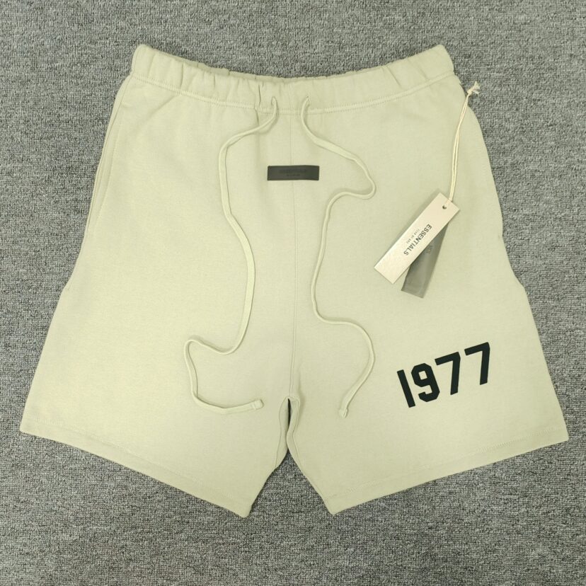 Fear of God ESSENTIALS Relaxed Sweat Shorts