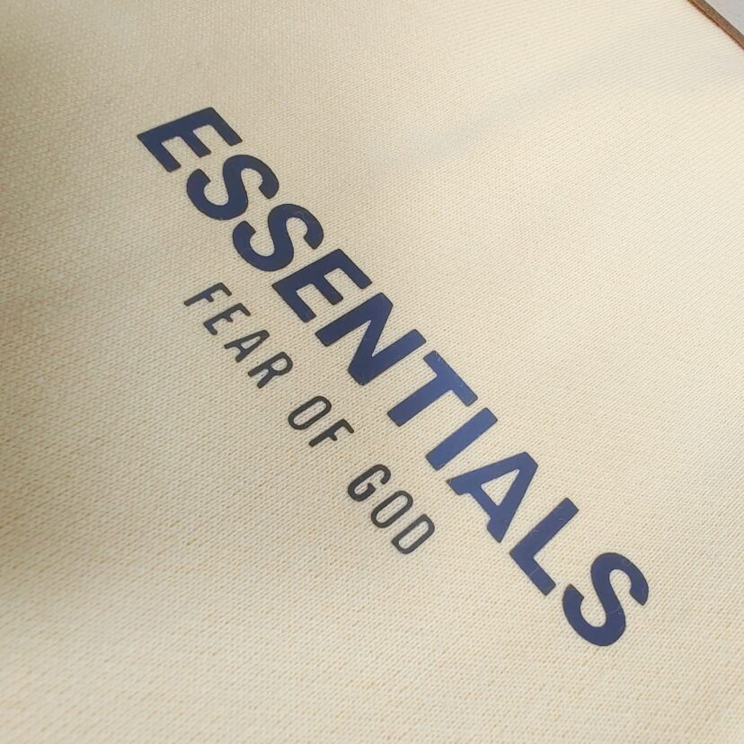 Fear of God ESSENTIALS Relaxed Sweat Shorts