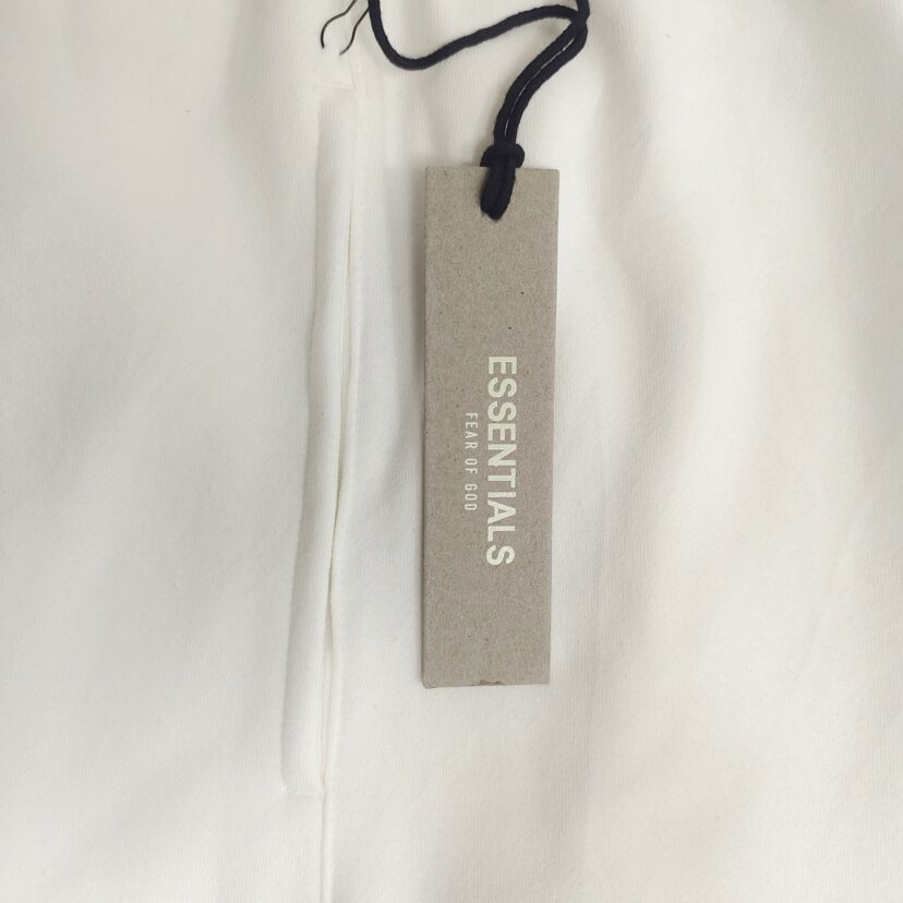 Fear of God ESSENTIALS Relaxed Sweat Shorts