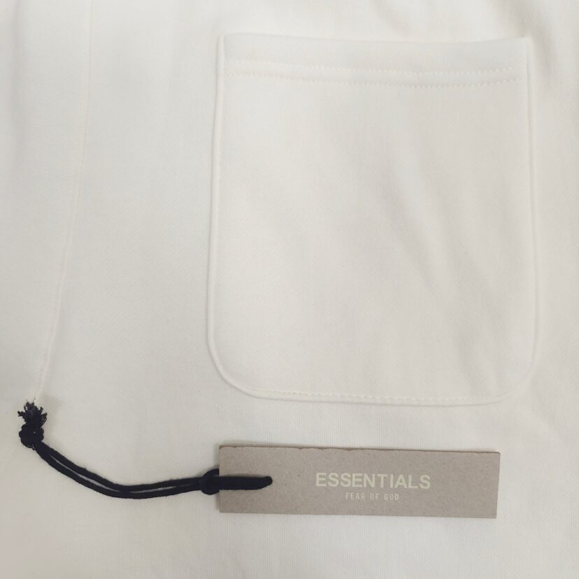 Fear of God ESSENTIALS Relaxed Sweat Shorts