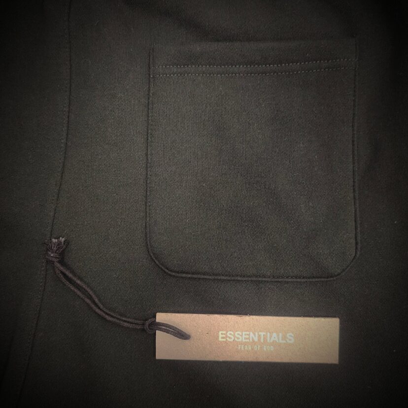 Fear of God ESSENTIALS Relaxed Sweat Shorts