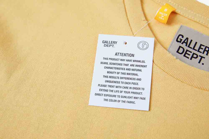 GALLERY DEPT. Reversible Crop T-Shirt Student Coach