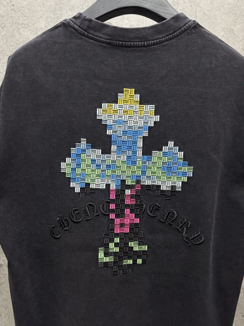 Chrome Hearts Distressed Cross Patch Embroidered T-Shirt