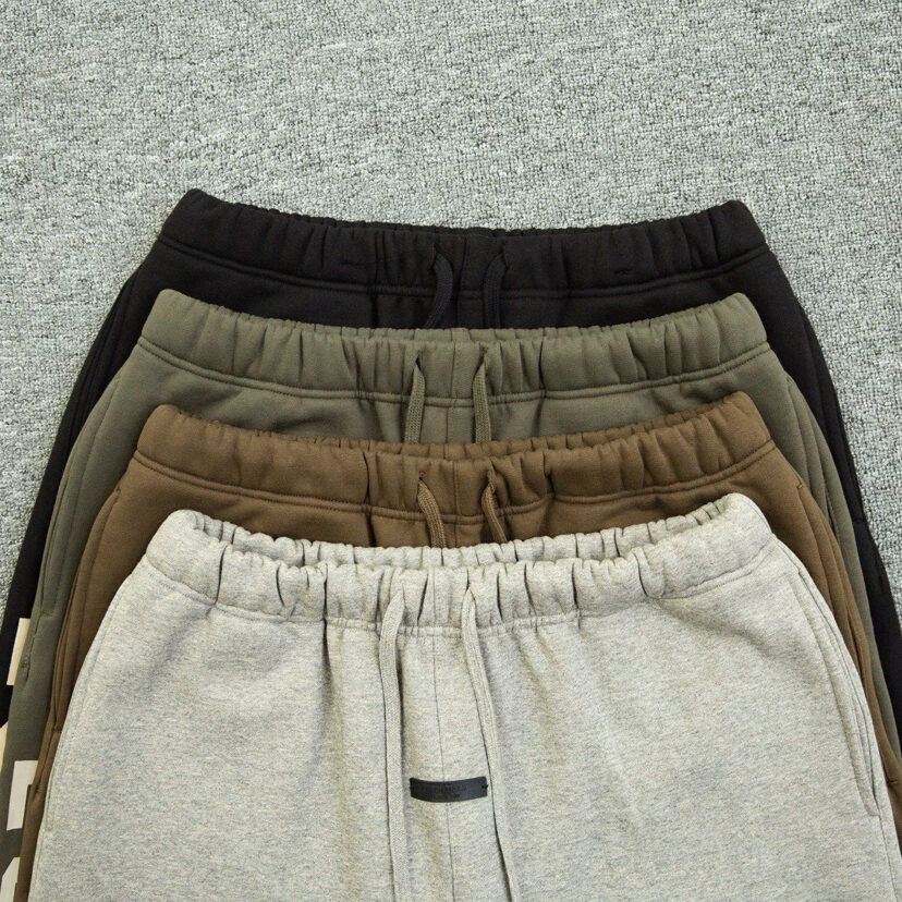 Fear of God ESSENTIALS Baggy Sweatpants