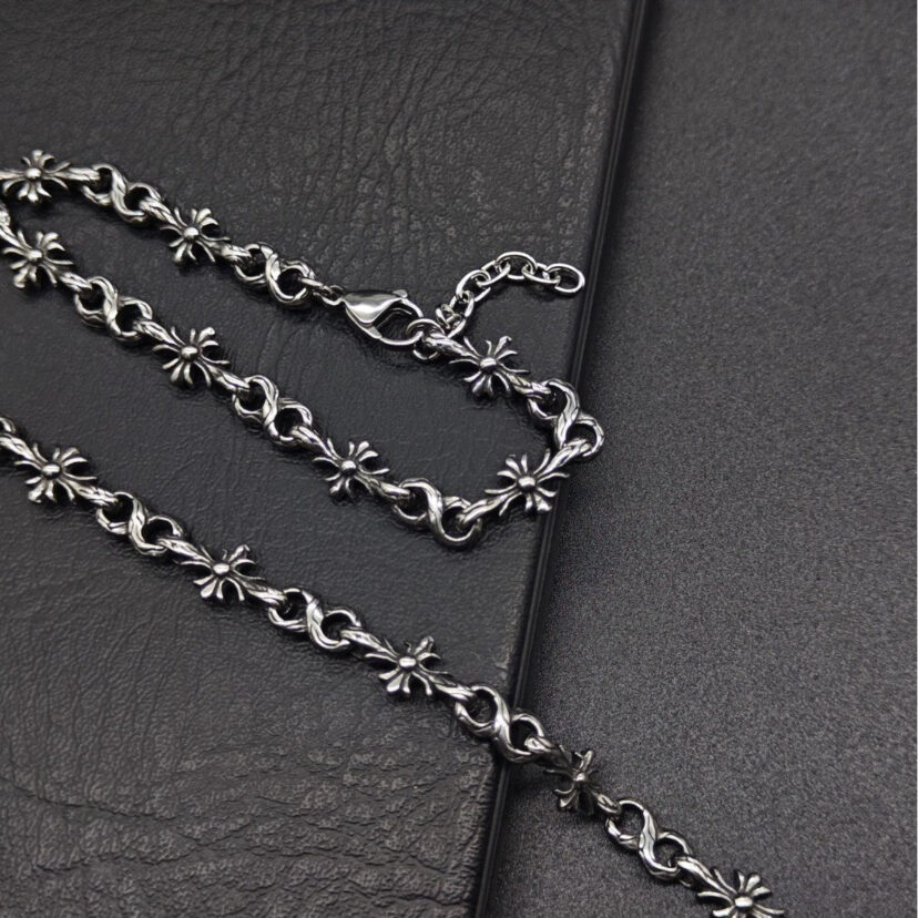 Chrome Hearts Tiny E CH Cross Bracelet