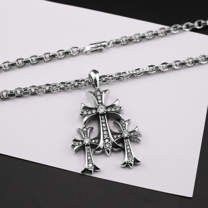 Chrome Hearts vintage diamond-studded three-cross bold letter chain necklace