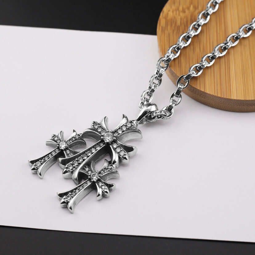 Chrome Hearts vintage diamond-studded three-cross bold letter chain necklace