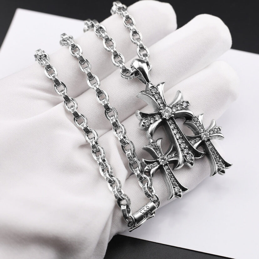 Chrome Hearts vintage diamond-studded three-cross bold letter chain necklace