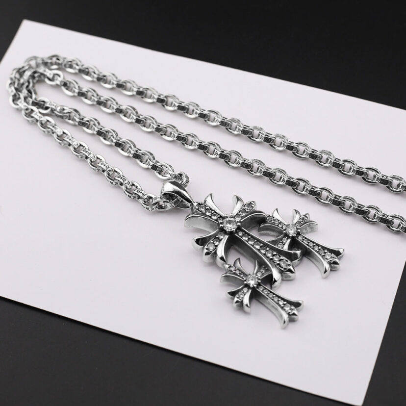 Chrome Hearts vintage diamond-studded three-cross bold letter chain necklace