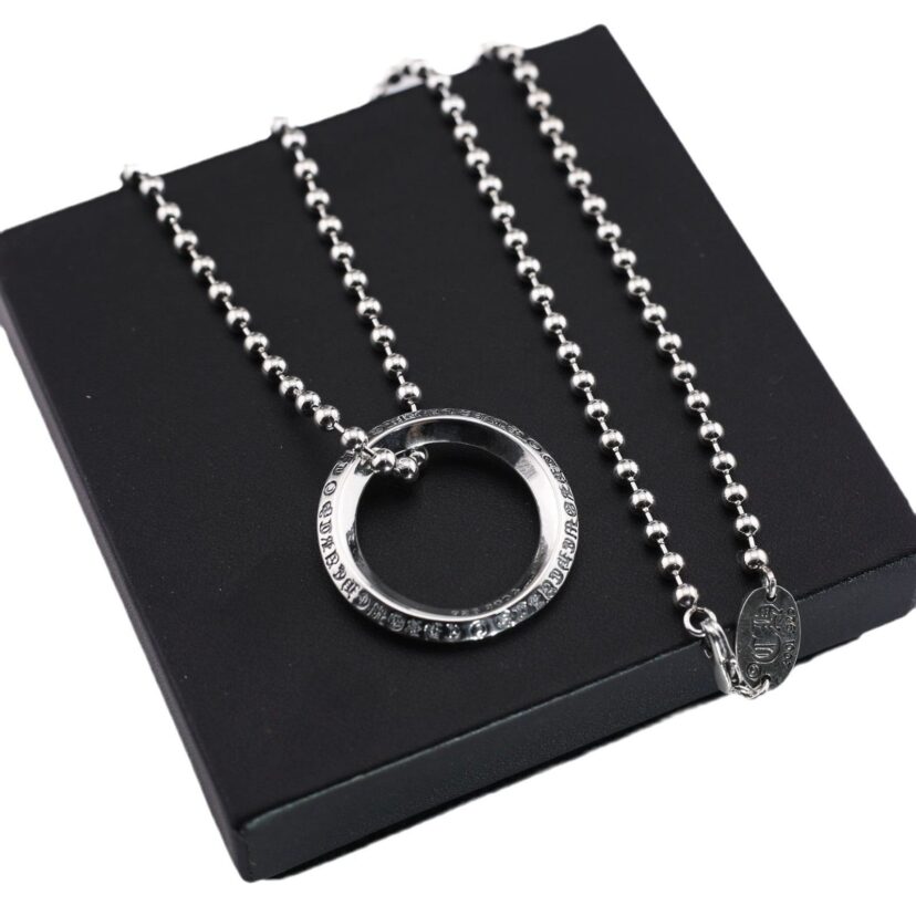 Chrome Hearts fashionable and creative ring pendant necklace