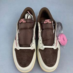 Air Jordan 1 Travis Scott’s Air Jordan 1 Low “Dark Pony”