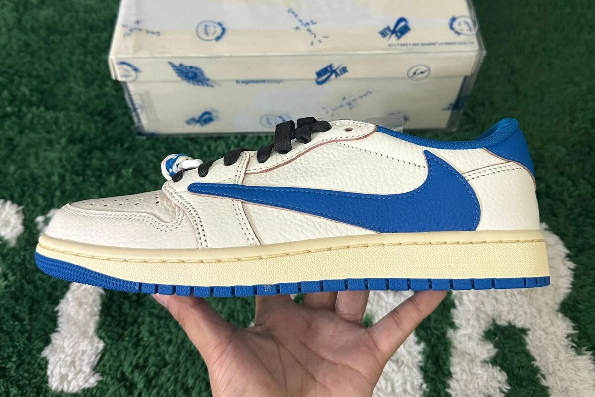 Air Jordan 1 Travis Scott White Blue Fragment