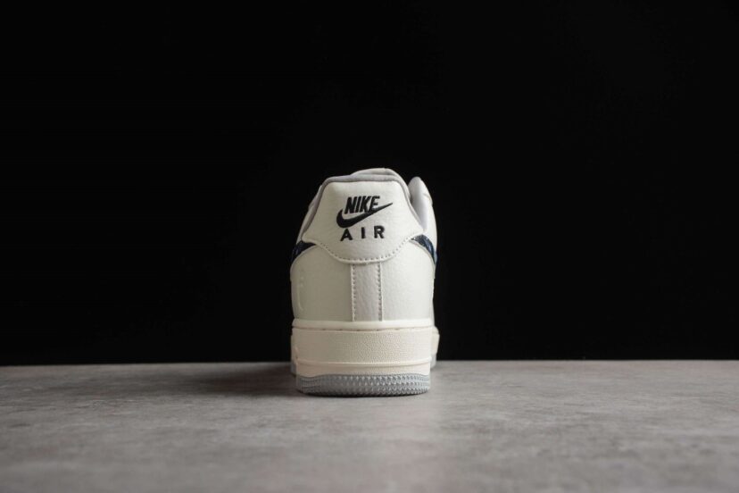 Air Force 1 07 Low Bape White