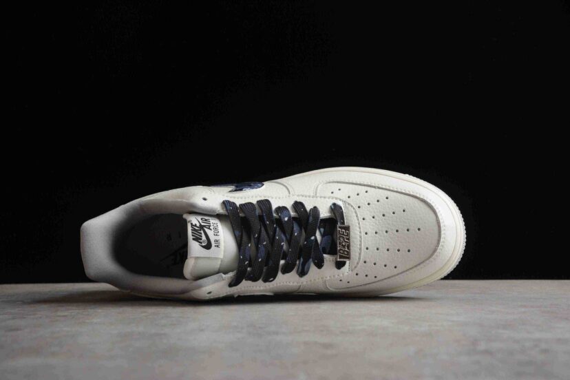 Air Force 1 07 Low Bape White