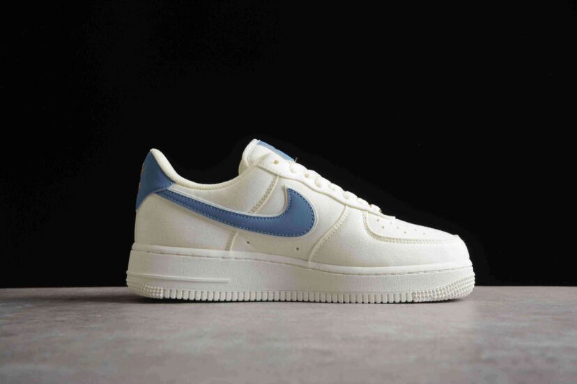 Air Force 1 07 Low Beige Blue