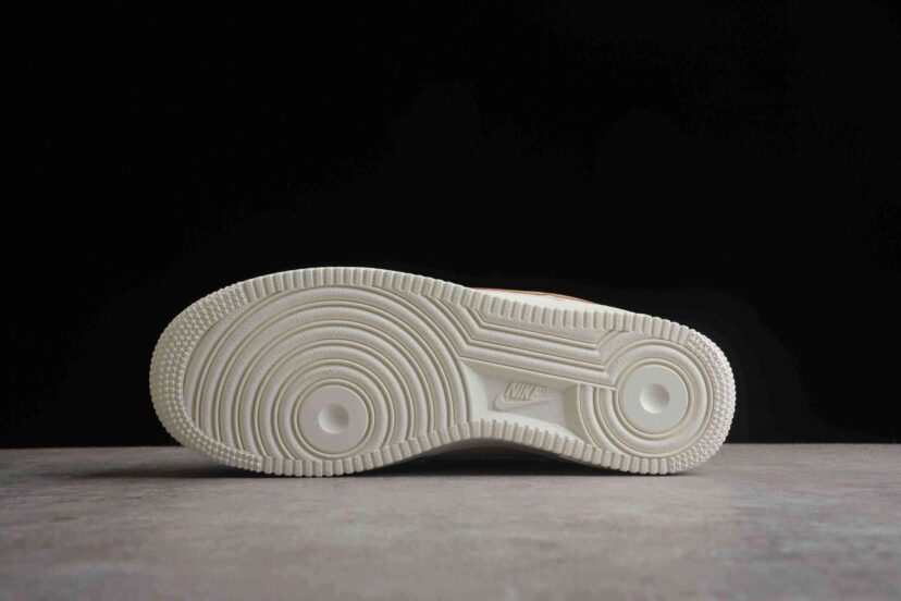 Air Force 1 07 Low Beige Gold