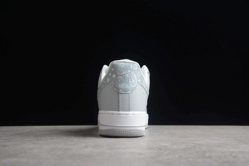 Air Force 1 07 Low Cashew Flower Grey White