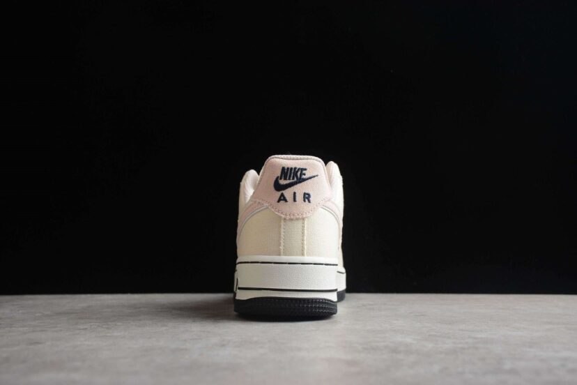 Air Force 1 07 Low Bone White Black