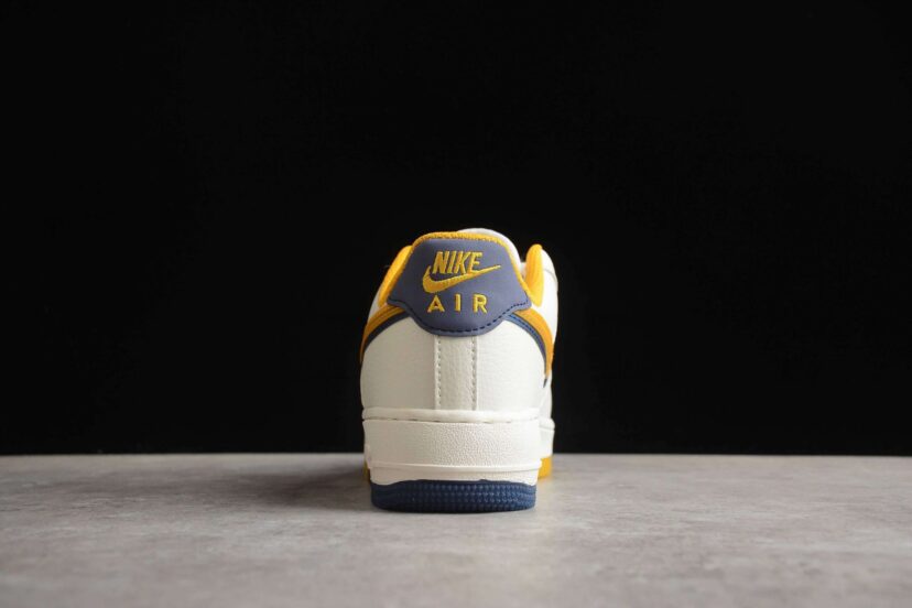 Air Force 1 07 Low Corona