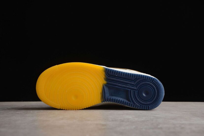 Air Force 1 07 Low Corona