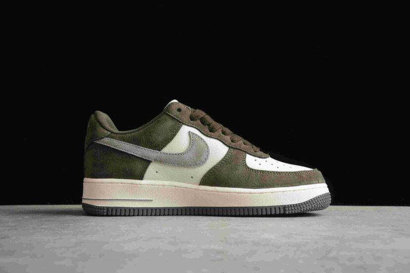 Air Force 1 07 Low Dark Grey Brown