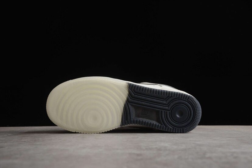 Air Force 1 07 Low Dice God Cream Brown