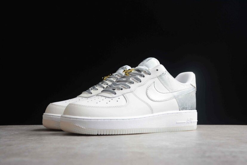 Air Force 1 07 Low ESS White Metallic Sliver