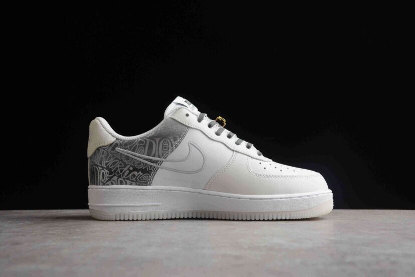 Air Force 1 07 Low ESS White Metallic Sliver