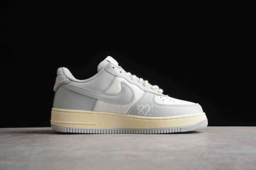 Air Force 1 07 Low Goodbye