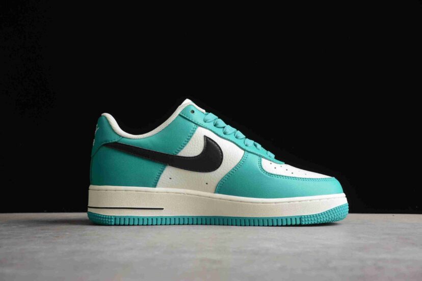 Air Force 1 07 Low Green Black