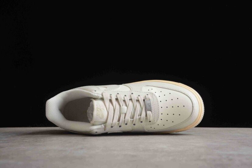 Air Force 1 07 Low Light Grey Beige