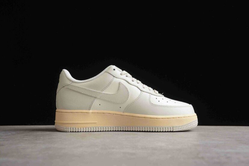 Air Force 1 07 Low Light Grey Beige