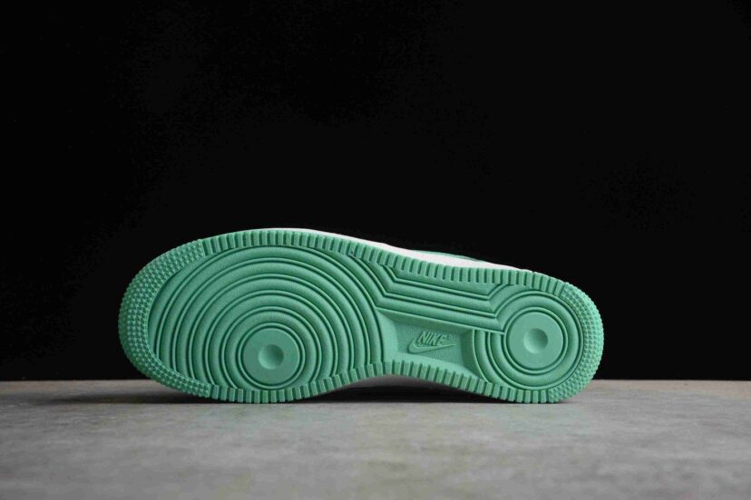 Air Force 1 07 Low Mint Green