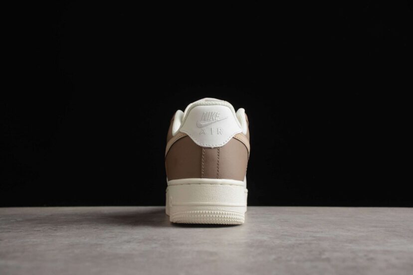 Air Force 1 07 Low Mikhaki Summite White