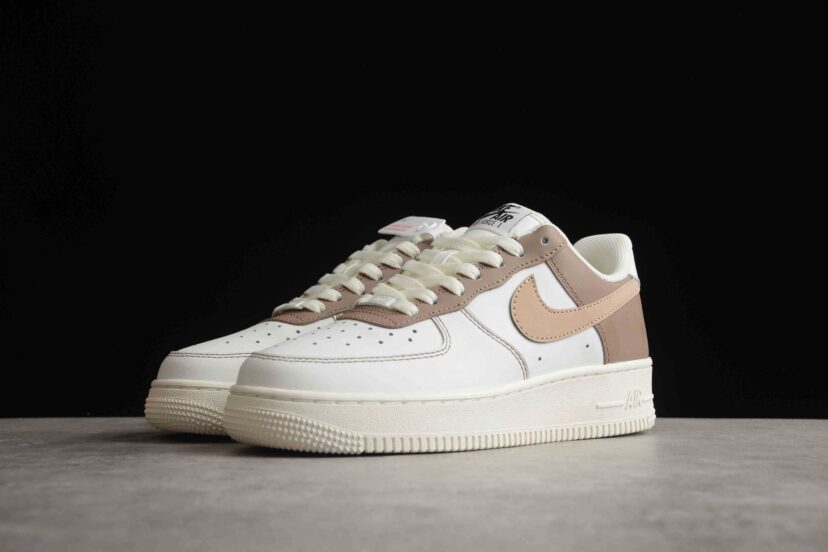 Air Force 1 07 Low Mikhaki Summite White