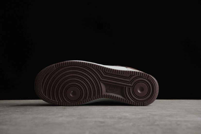 Air Force 1 07 Low Mocha Black