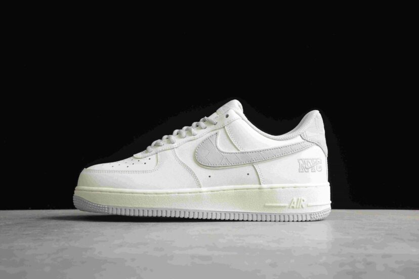 Air Force 1 07 Low NYC White Grey