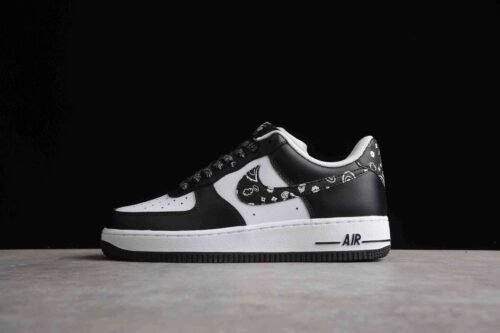 Air Force 1 07 Low Paisley Black White