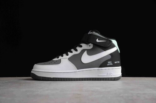 Air Force 1 07 Low Patent Leather White Black