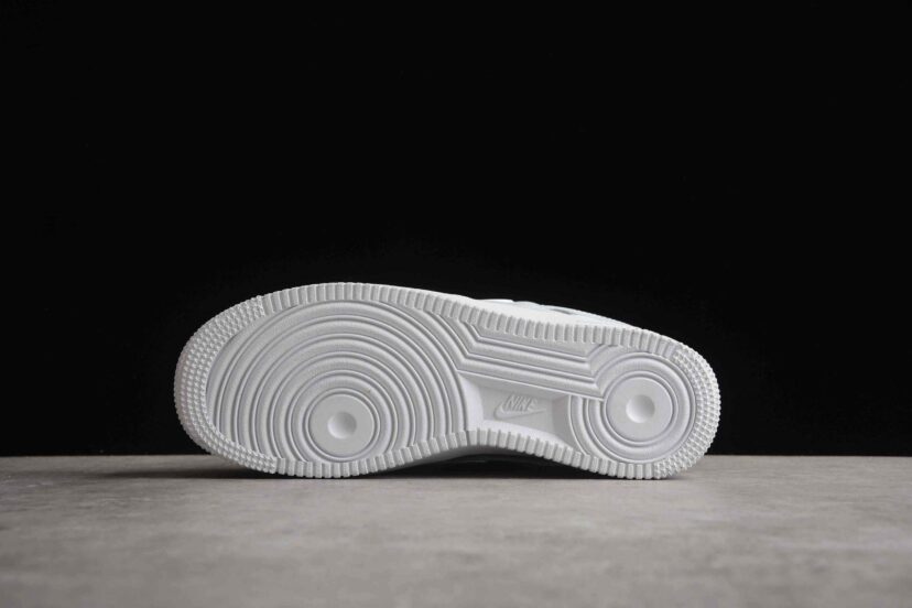 Air Force 1 07 Low Skeleton White