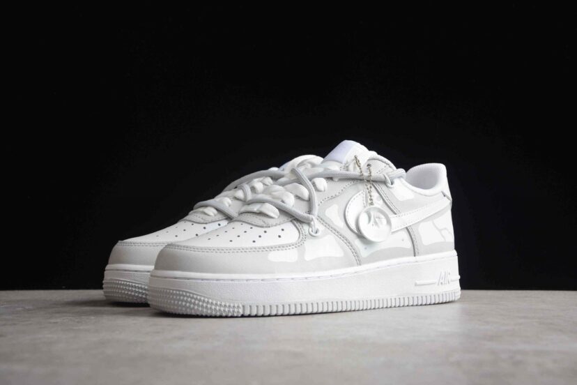 Air Force 1 07 Low Skeleton White