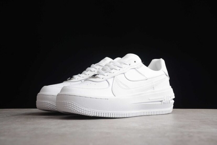 Air Force 1 07 Low Triple White