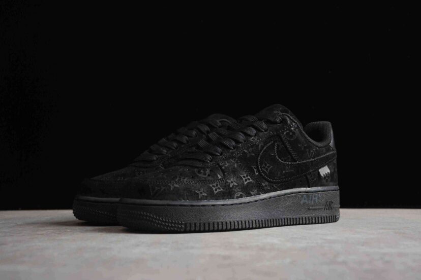 Air Force 1 07 Low Suede Black