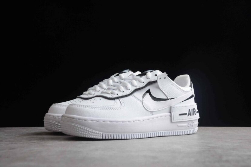 Air Force 1 07 Low White Black