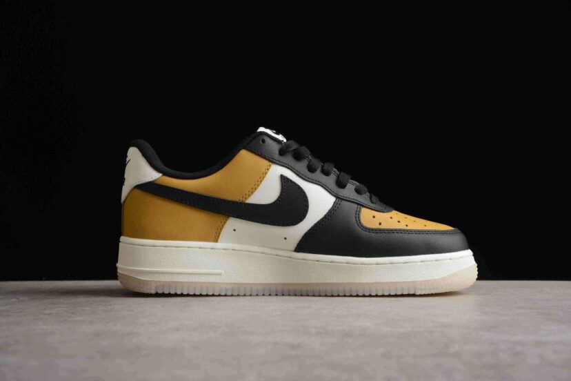 Air Force 1 07 Low White Black Gold