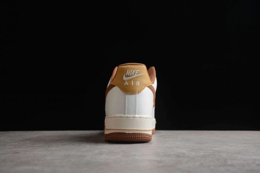 Air Force 1 07 Low White Brown