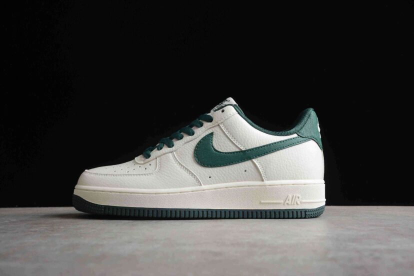 Air Force 1 07 Low White Dark Green