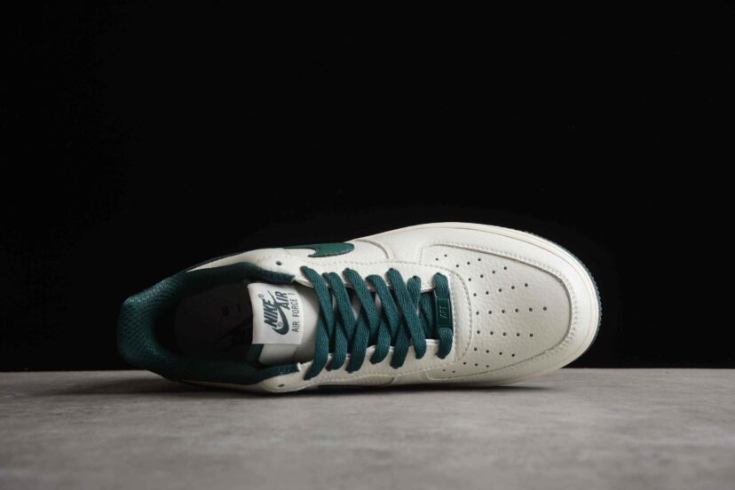 Air Force 1 07 Low White Dark Green