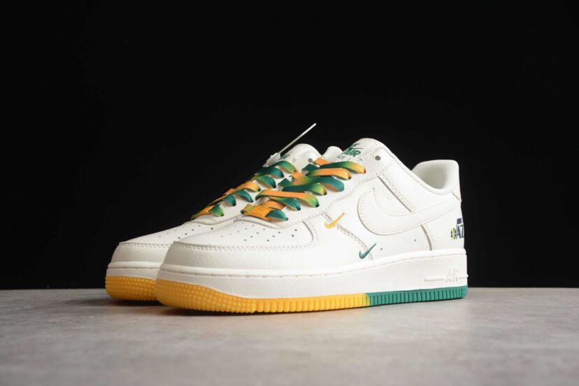 Air Force 1 07 Low White Green Noise Yellow